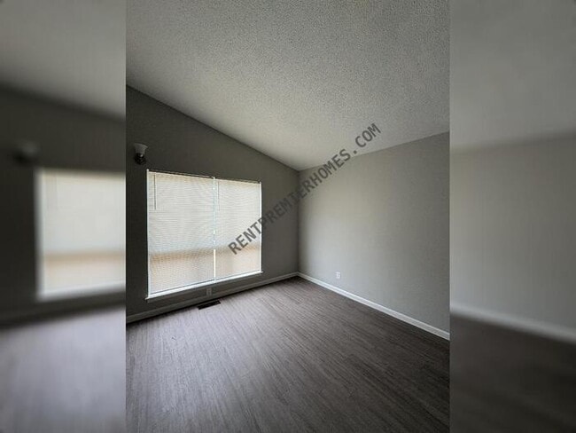 Building Photo - 7318 L St