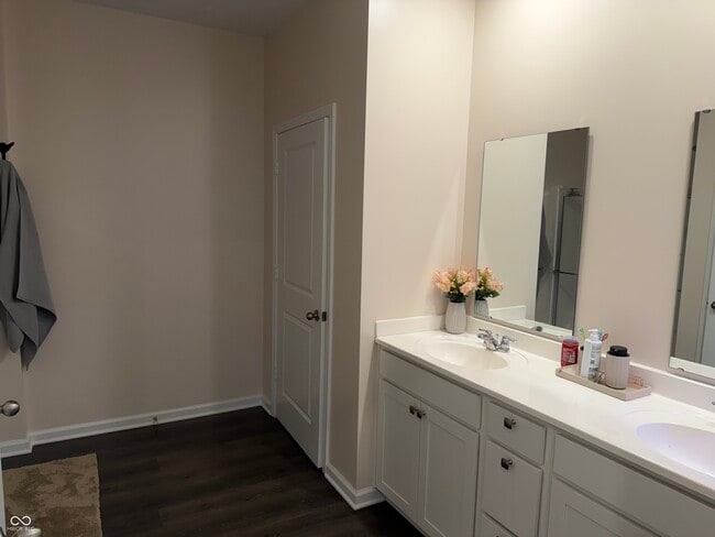 Building Photo - 860 Saddlebrook Farms Blvd