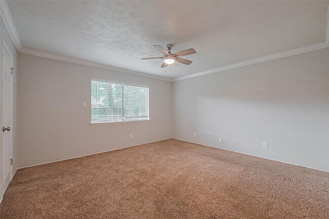 Building Photo - 3835 Cypressdale Dr