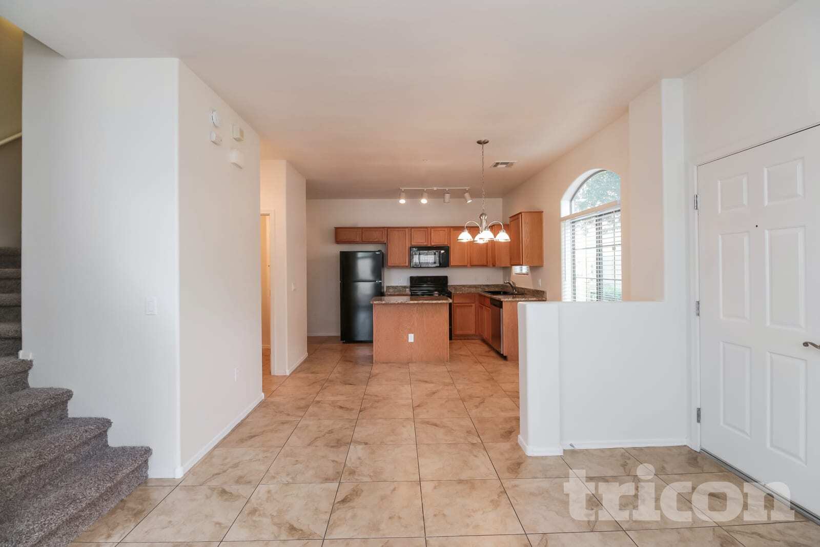 Building Photo - 1350 S Greenfield Rd