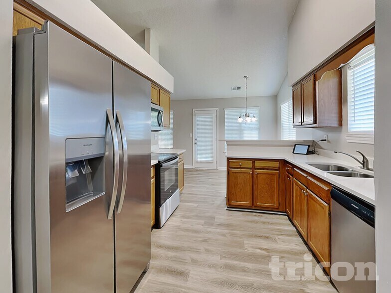 Building Photo - 1264 W Briar Ridge Ct