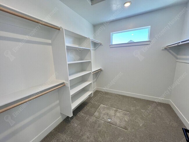 Building Photo - Brand NEW Pahlisch 3 BR - 2.5 BA Home in S...