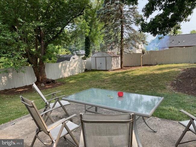 Building Photo - 1015 Veirs Mill Rd