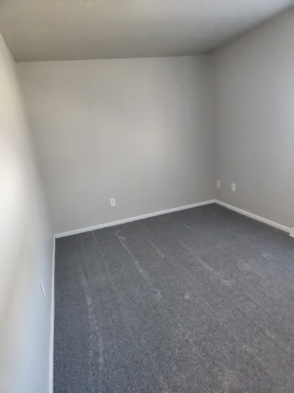 Building Photo - 2200 Harsh Ave SE