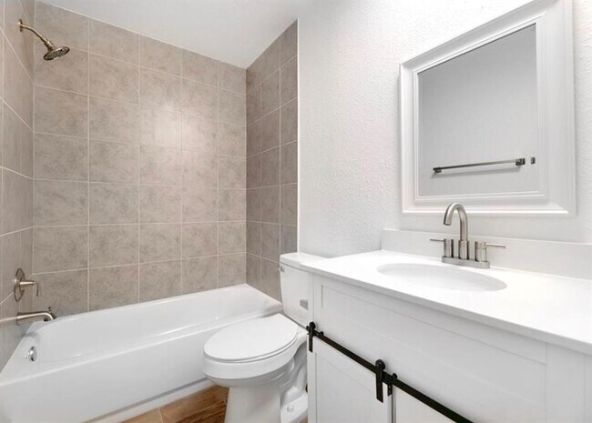 Building Photo - 5931 Kevin Kelly Pl