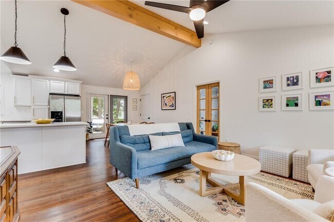 Building Photo - 2357 Cortez Way NE