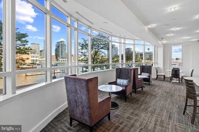 Building Photo - 100 Harborview Dr