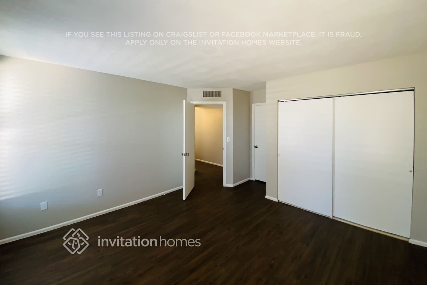 Building Photo - 1808 W Curry Dr