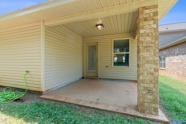 Building Photo - 146 Tybee Dr