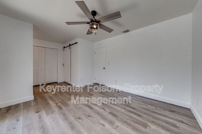 Building Photo - 5800 Deary Way