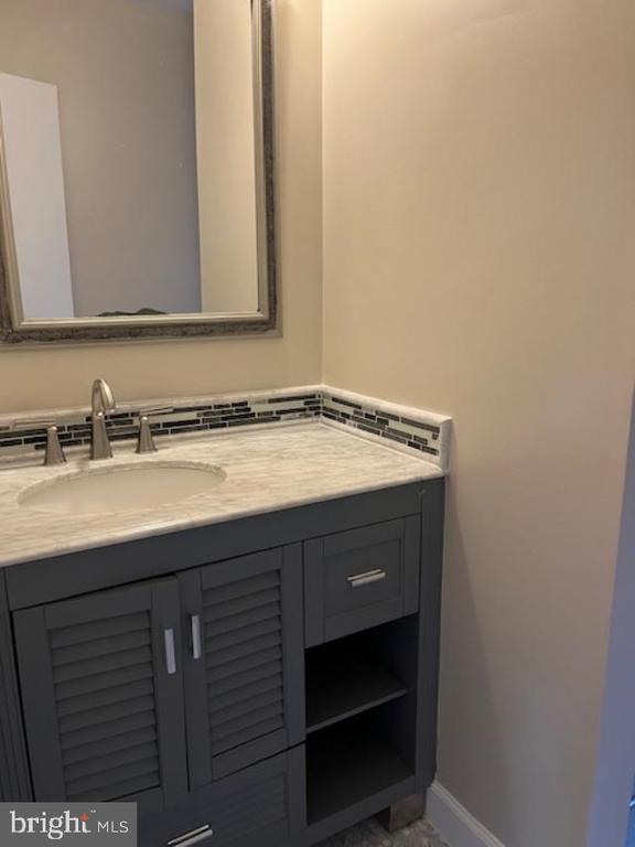 Building Photo - 7032 Token Valley Rd