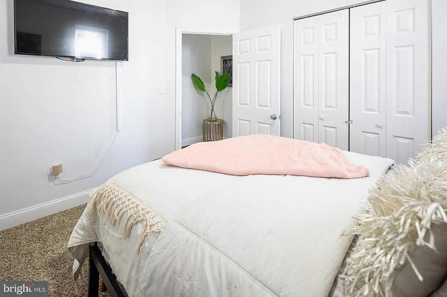 Bedroom 1 - 855 E Locust Ave