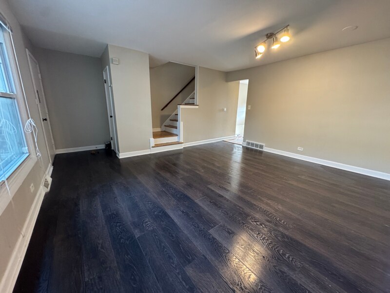 Building Photo - 8944 Skokie Blvd