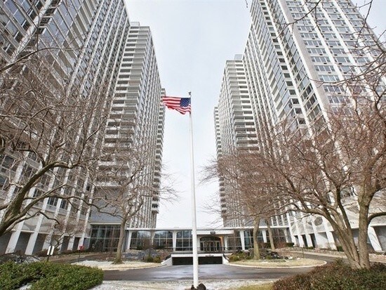 Building Photo - 4250 N Marine Dr
