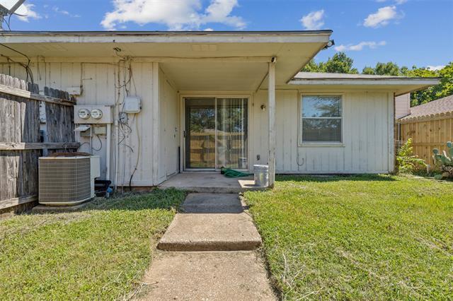 Building Photo - 2410 Lido Ln