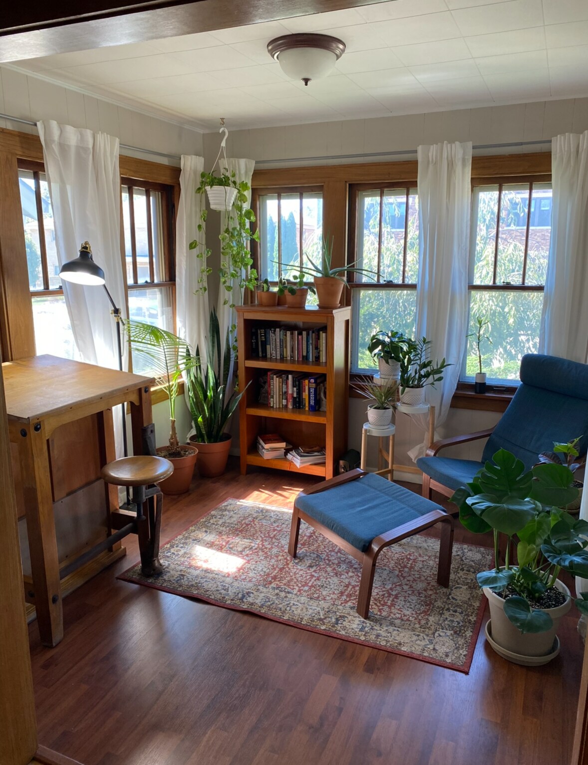 Bonus room by living room - 3360 S Kinnickinnic Ave