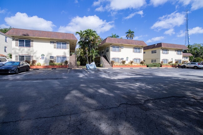 Building Photo - Sun Harbour Apartments