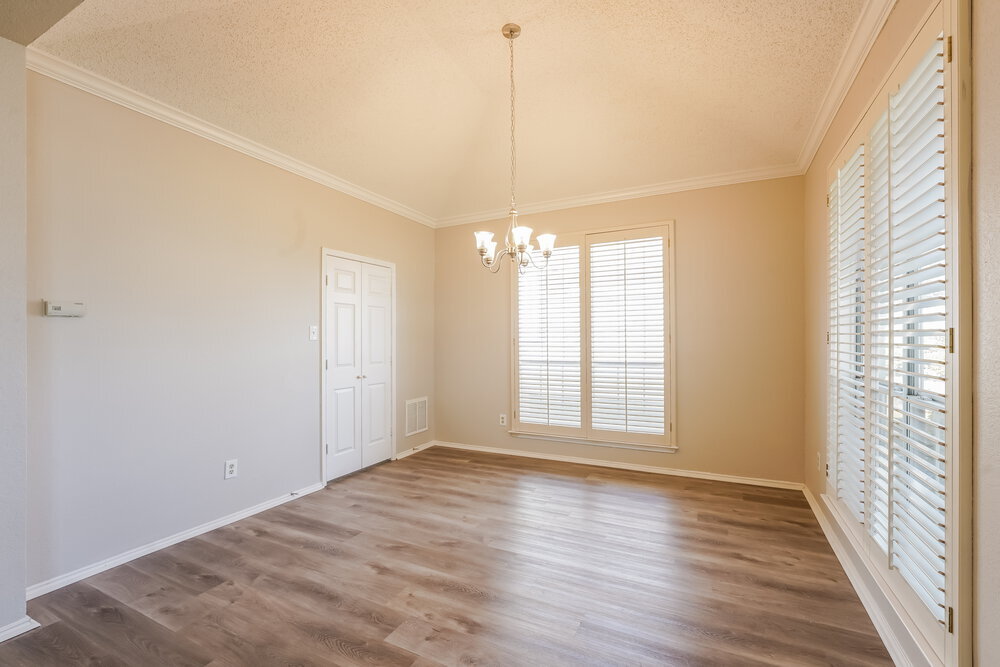 Building Photo - 440 Saddle Head Dr