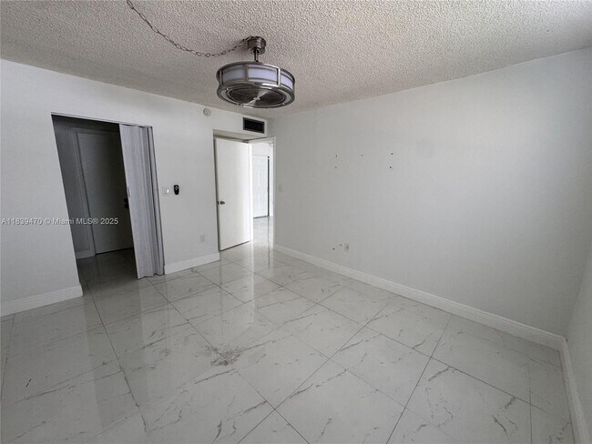 Building Photo - 15650 SW 80th St