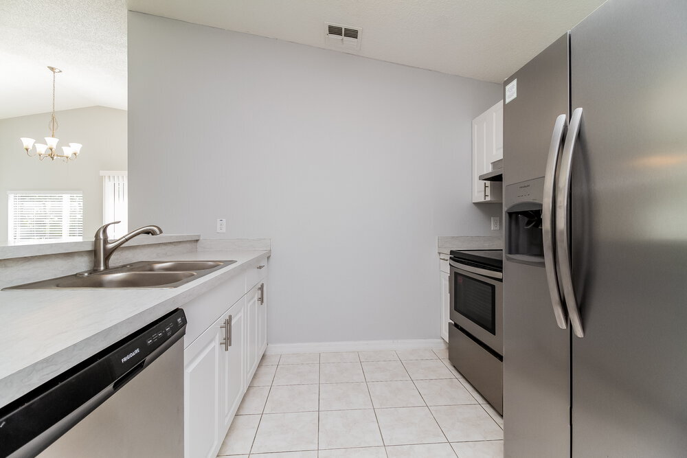 Building Photo - 496 Wild Fox Dr