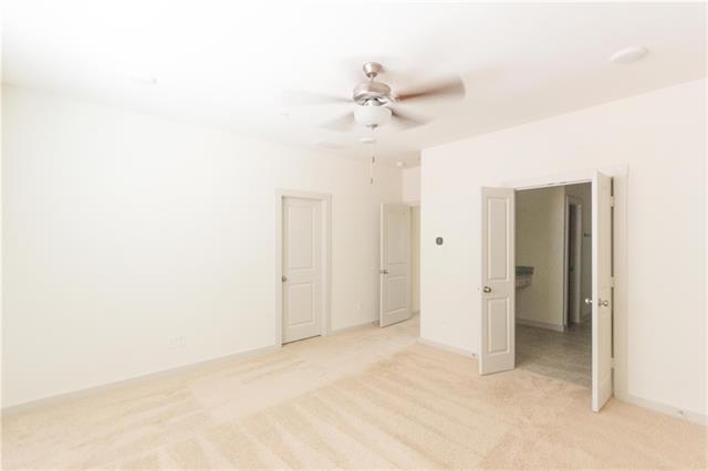 Building Photo - 420 Texas Dr