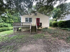 Building Photo - Now Ready in High Point! Fantastic 3 Bedro...