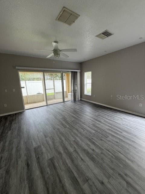 Building Photo - 20460 Needletree Dr
