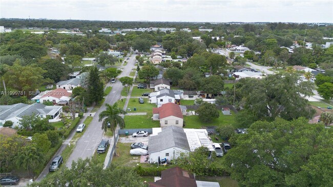 Building Photo - 1447 NW 101st St