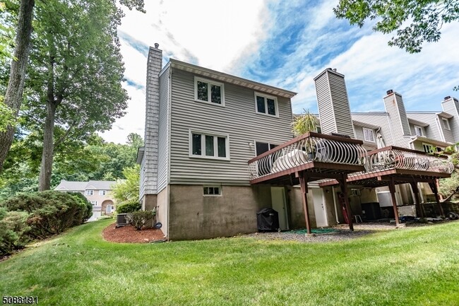 Building Photo - 194 Patriots Rd