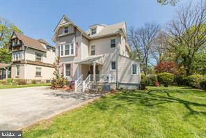 Primary Photo - 453 W Lancaster Ave