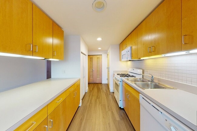 Floorplan - 1400 E. 57th Street