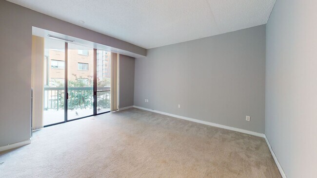 Building Photo - 3D Virtual Tour: https://my.matterport.com...