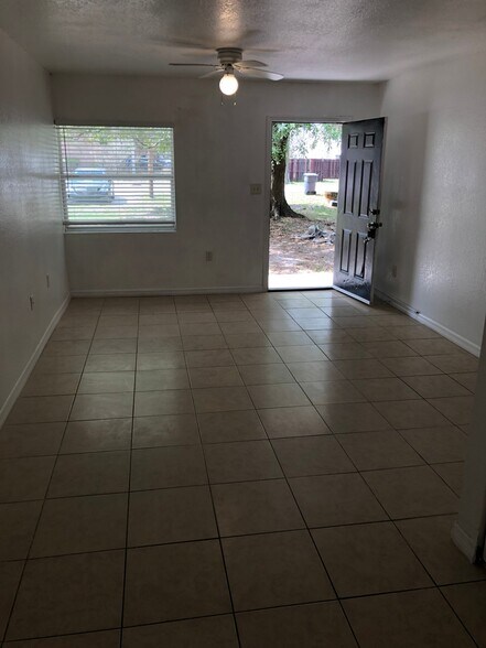 Building Photo - 12213 N 58th St