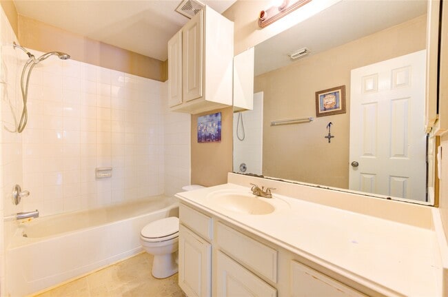 Building Photo - 9822 Memorial Crossing Dr