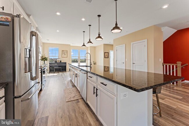 Building Photo - 304 Petite Sirah Terrace SE