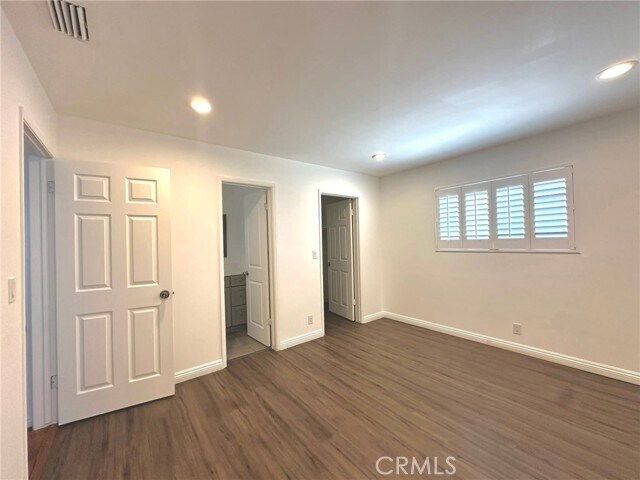 Building Photo - 1830 W Bernardy Pl
