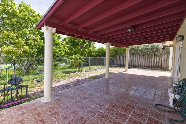 Building Photo - 14947 SW 36th Terrace
