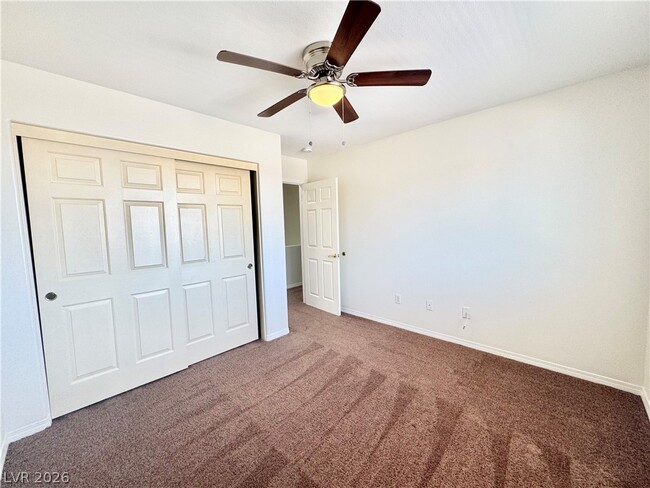 Building Photo - 1101 Red Butte St