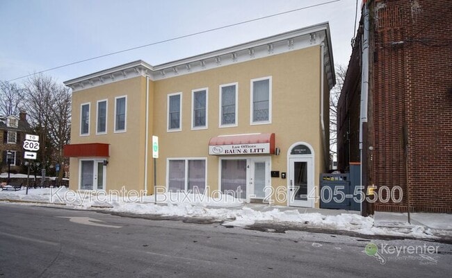 Building Photo - 4 W Oakland Ave