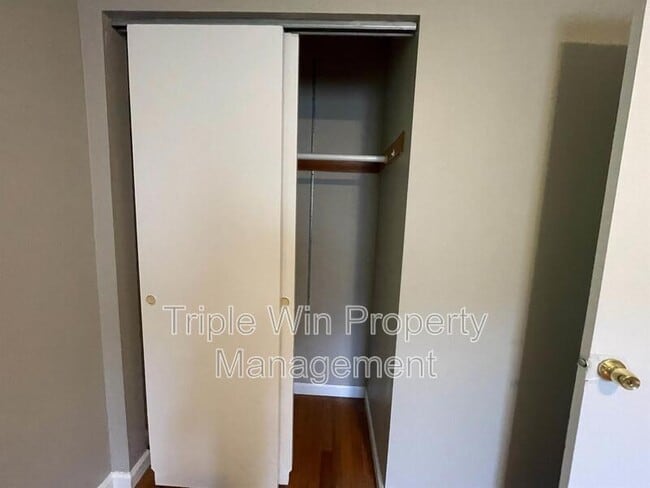 Building Photo - 10203 Trio Ln