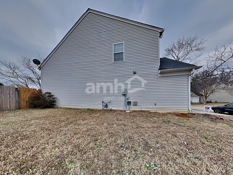 Building Photo - 117 Eagleston Ln