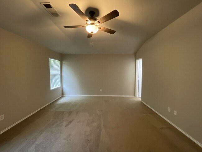 Building Photo - 7404 Fossil Creek Dr