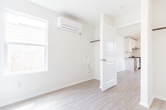 Building Photo - 4271 Thalweg Way