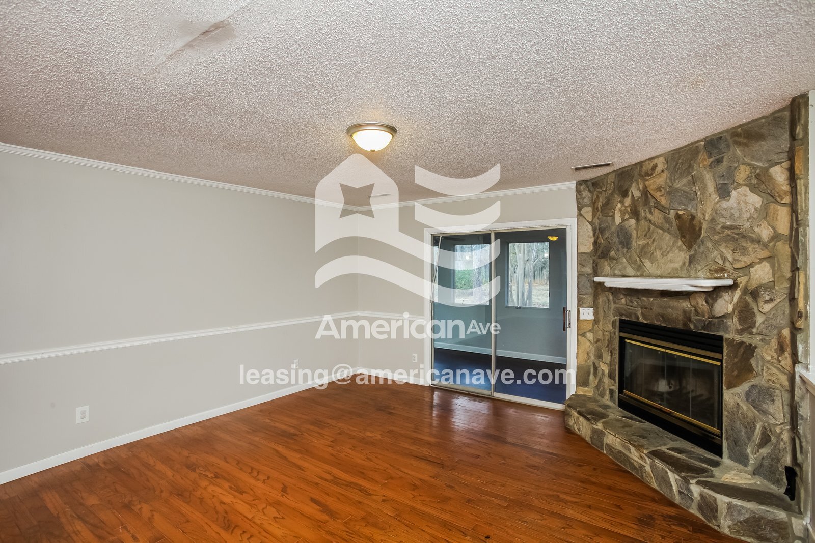 Building Photo - 111 Glenwood Dr