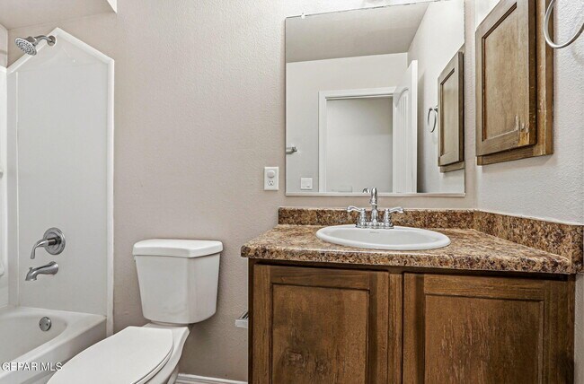 Building Photo - 714 HC Gilbert Minjares Dr