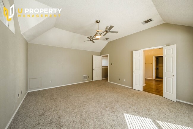 Building Photo - A Sweety Corner Home in Lewisville, Don't ...