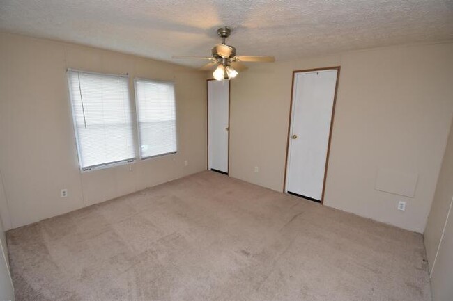 Building Photo - 3 bedroom in Goldsboro NC 27530