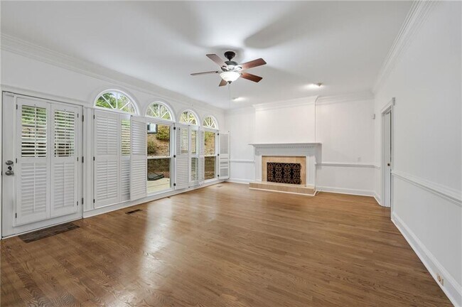 Building Photo - 1809 Shelburne Ridge