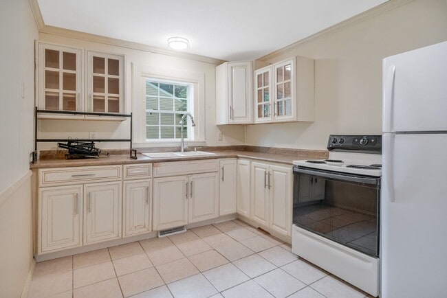 Building Photo - 2 Bedroom / 2 Bathroom House in Tuscola
