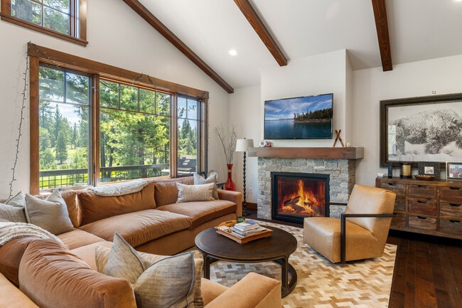 Building Photo - 10175 Annies Loop